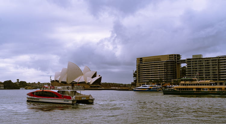 9D NEW YEAR SALE COMPLETE AUSTRALIA WITH MOVIE WORLD
